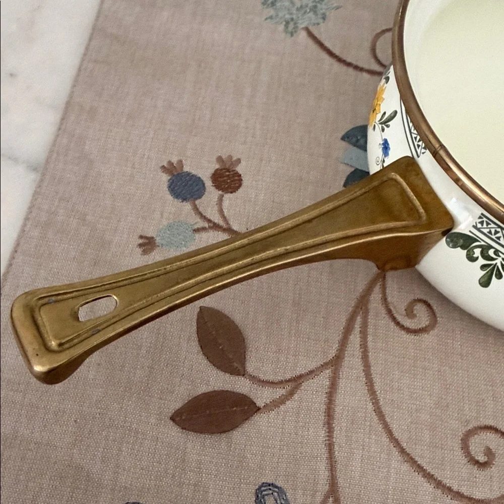 Villeroy & Boch Alt Amsterdam 6.5” Metal/Enamel Skillet Pot with Lid